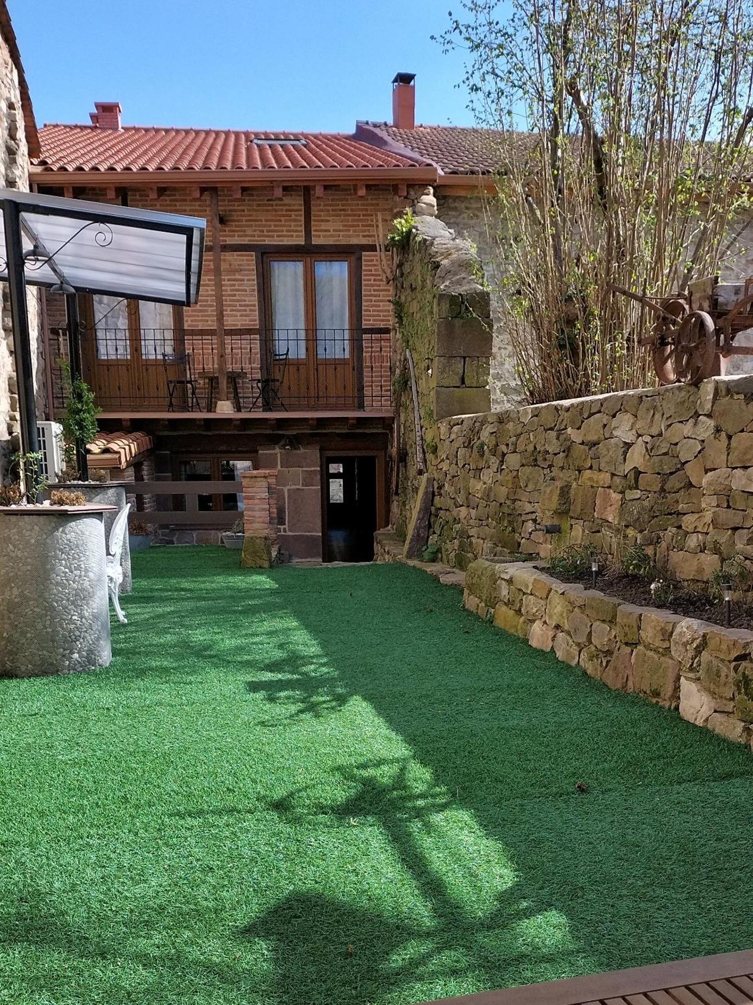 Santa Olalla  Apartamentos Lares מראה חיצוני תמונה
