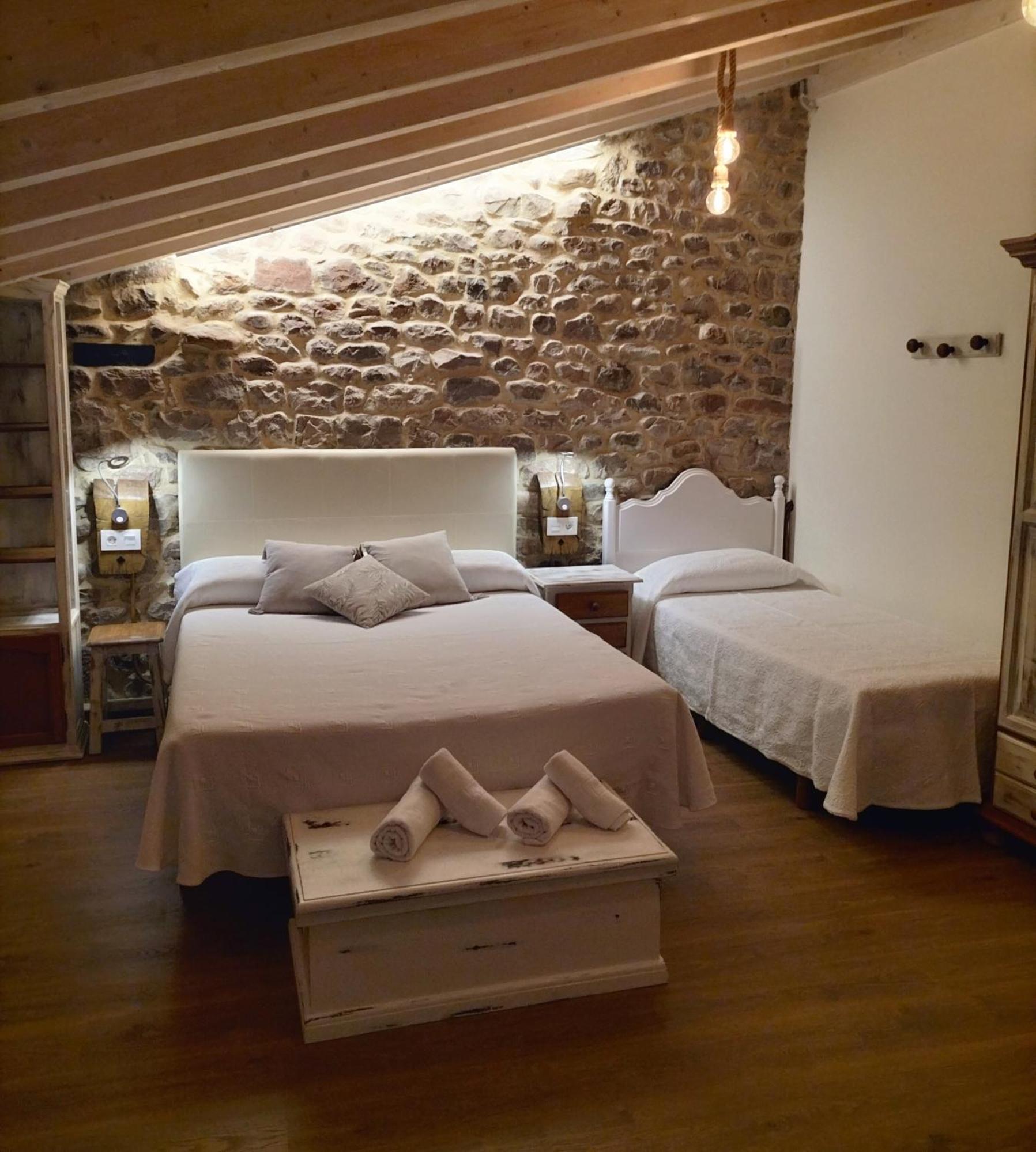 Santa Olalla  Apartamentos Lares מראה חיצוני תמונה